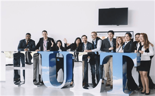 美國(guó)留學(xué)|全球僅1%三重認(rèn)證！霍特商學(xué)院：在6大金融中心，打造你的商業(yè)未來