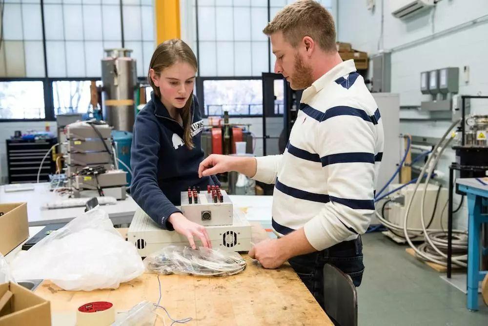 怎樣才能申請美國杰出人才移民？